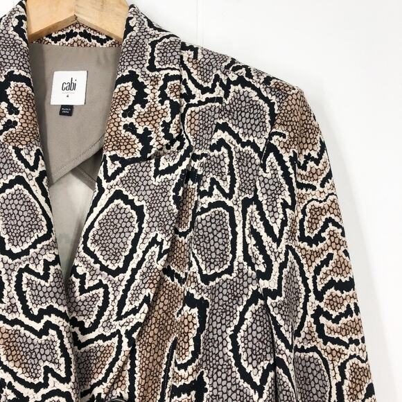Cabi Knit Blazer Jacket Snake Print Double Breasted Career Size 4 Tan Gray Multi - Picture 4 of 16